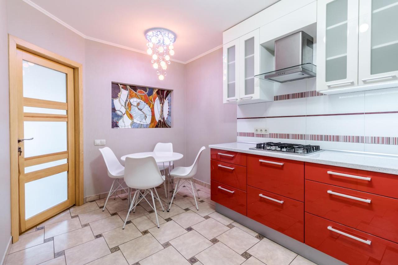 לבוב Grand Apartments On Rynok Square מראה חיצוני תמונה