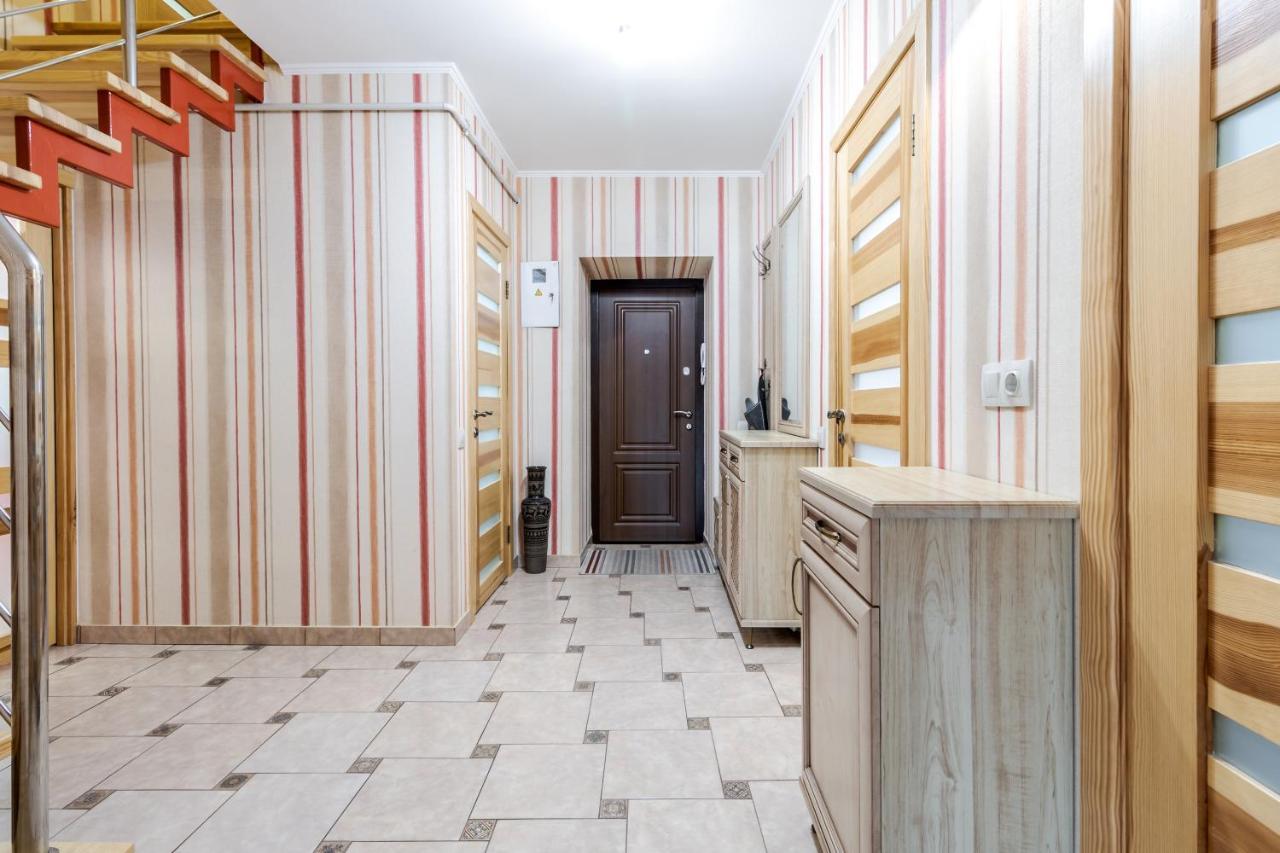 לבוב Grand Apartments On Rynok Square מראה חיצוני תמונה